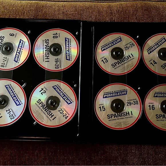 Simon and Schuster’s guide to speaking Spanish. EUC! - Picture 2 of 6